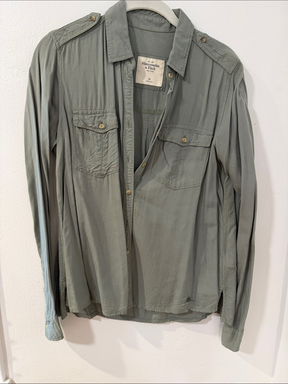 Abercrombie & Fitch Lightweight Sage Green Utility Shirt